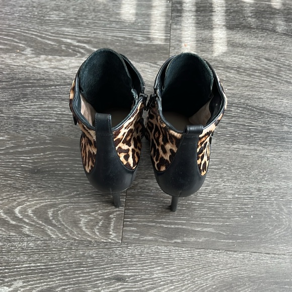 MICHAEL KORS booties - Picture 4 of 8